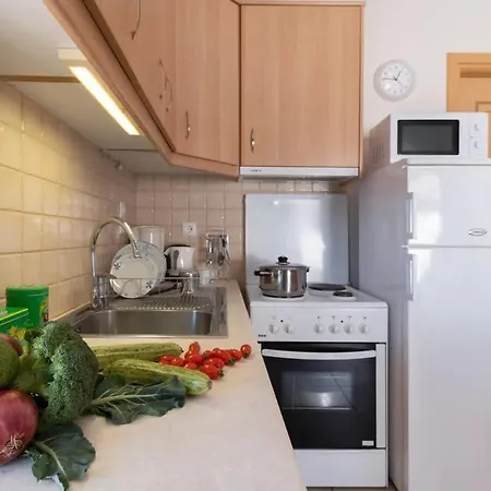 Votistis Apartament Kariá