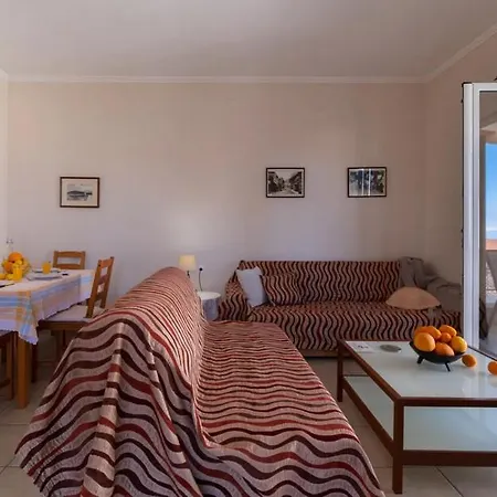 Votistis Lejlighed Kariá